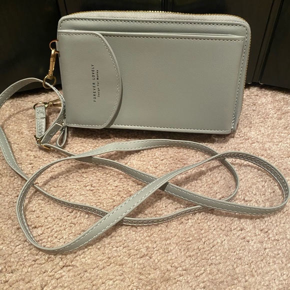 Light Gray Cell Phone Purse - Picture 2 of 8